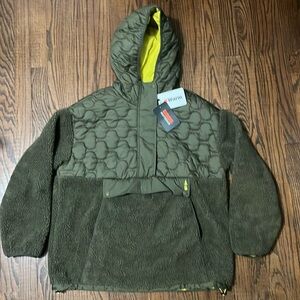 Bass Outdoor pullover jacket. Oversized. Small. New With Tags. Originally $109